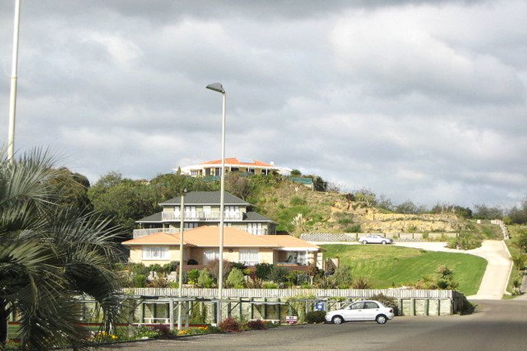 Photo of property in 28 Harbour Road, Ohope, 3121