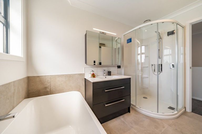 Photo of property in 36d Shakespeare Avenue, Trentham, Upper Hutt, 5018