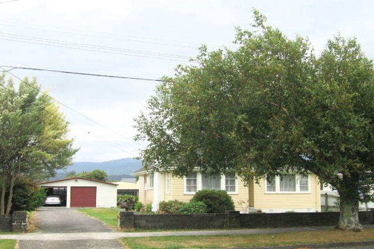Photo of property in 24 Clyma Street, Elderslea, Upper Hutt, 5018