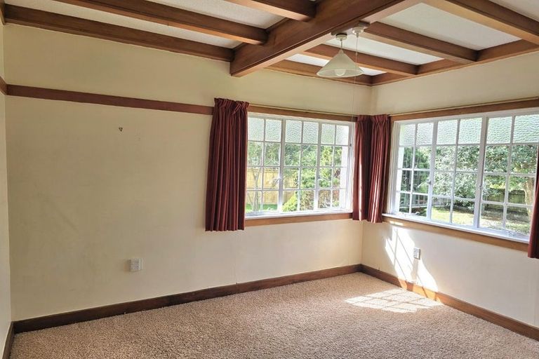 Photo of property in 44 Kamo Road, Kensington, Whangarei, 0112