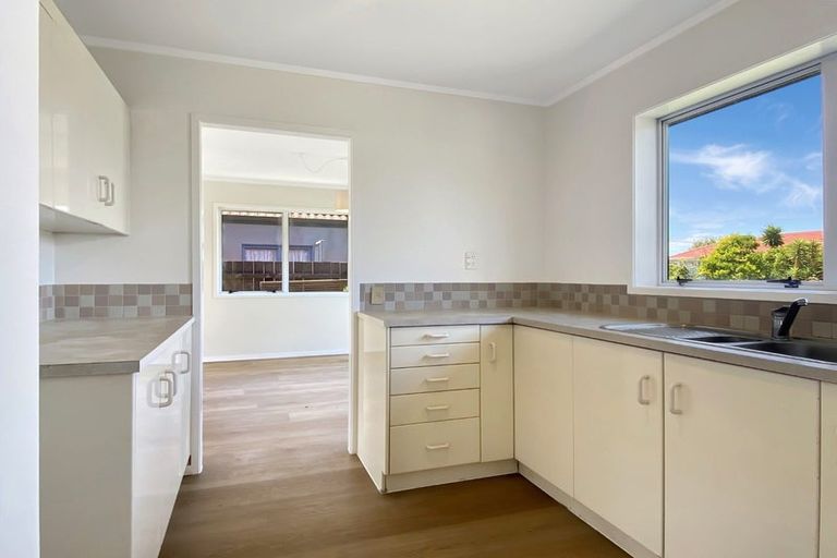 Photo of property in 1/20 Tamaki Bay Drive, Pakuranga, Auckland, 2010