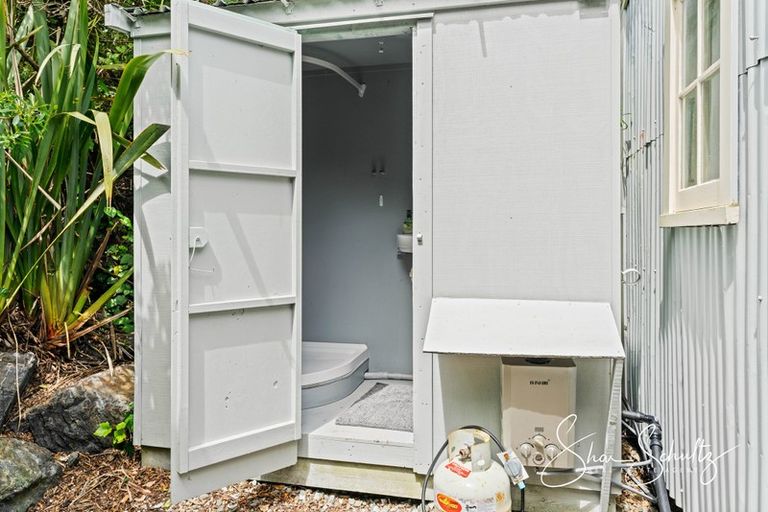 Photo of property in 1122 Whakapirau Road, Whakapirau, Maungaturoto, 0583