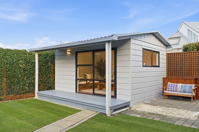 Photo of property in 6 Camelot Street, Ilam, Christchurch, 8041