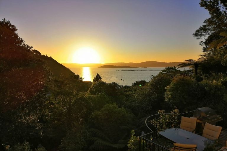Photo of property in 55 Walter Road, Lowry Bay, Lower Hutt, 5013