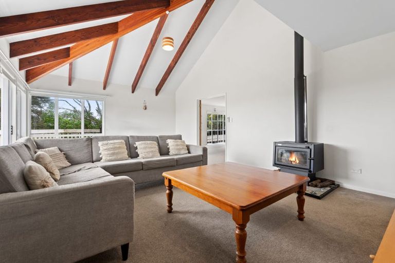 Photo of property in 20c Poplar Road, Stanmore Bay, Whangaparaoa, 0932