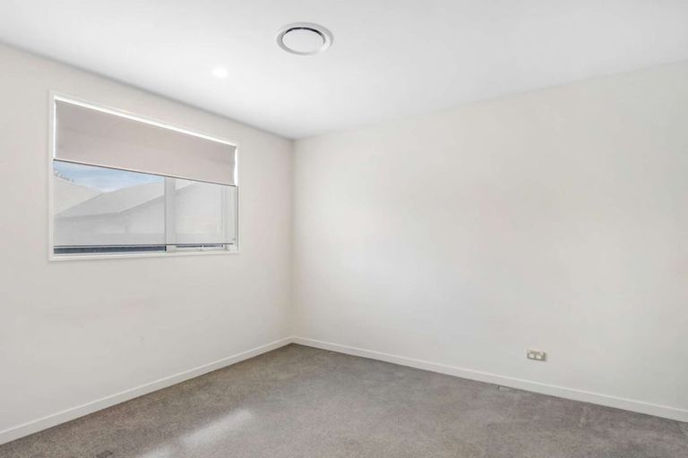 Photo of property in 16 Romanee Lane, Wigram, Christchurch, 8025