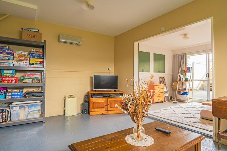 Photo of property in 46 Grove Avenue, Weston, Oamaru, 9401
