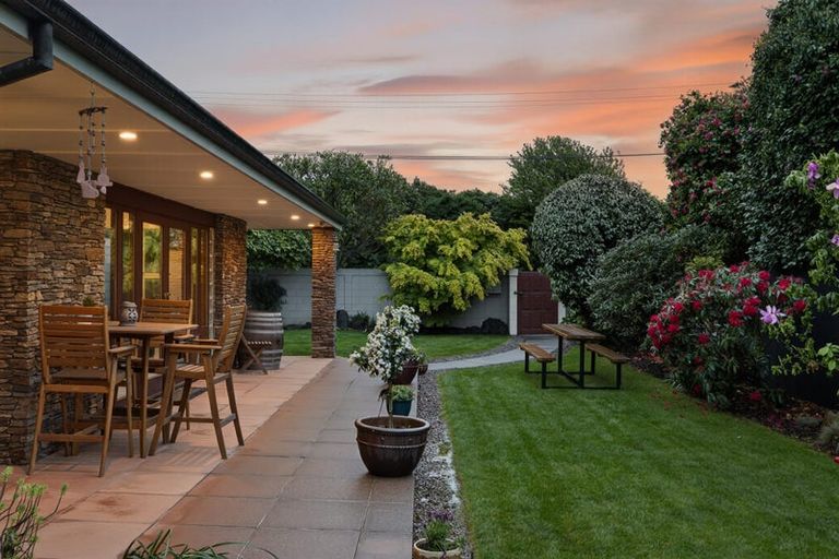 Photo of property in 194 Racecourse Road, Sockburn, Christchurch, 8042