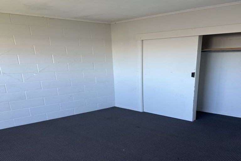 Photo of property in 2/264 Wellington Road, Wainuiomata, Lower Hutt, 5014