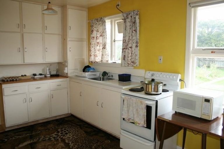 Photo of property in 12 Solway Avenue, Ilam, Christchurch, 8041