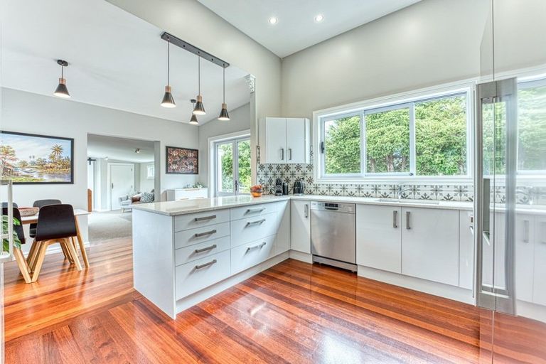 Photo of property in 20 Bell Street, Otaki, 5512