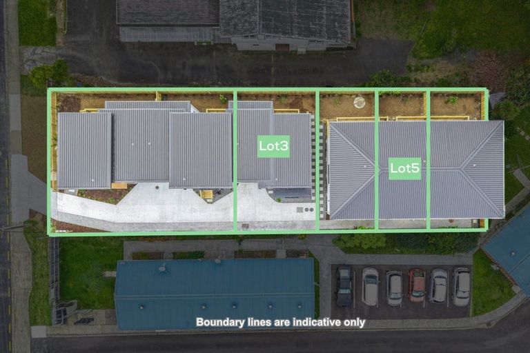 Photo of property in 21c Hillcrest Avenue, Hillcrest, Auckland, 0627