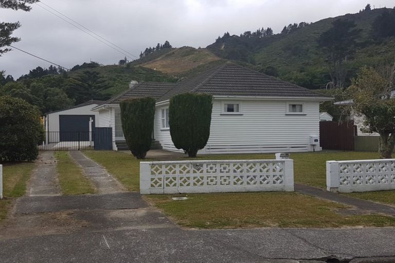 Photo of property in 109 Wood Street, Wainuiomata, Lower Hutt, 5014