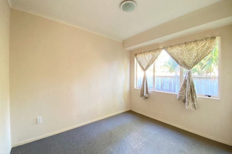 Photo of property in 3 Hawkley Close, Flat Bush, Auckland, 2019