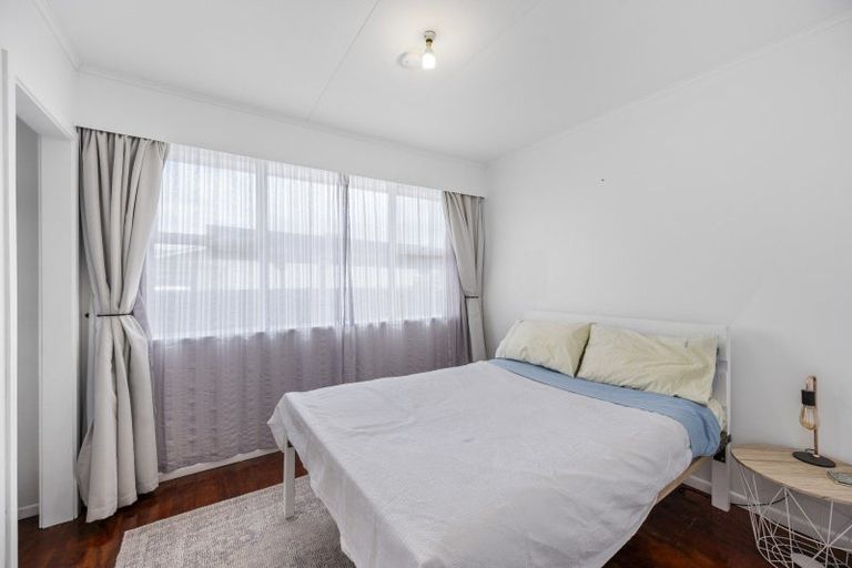 Photo of property in 129 Riverbend Road, Onekawa, Napier, 4110