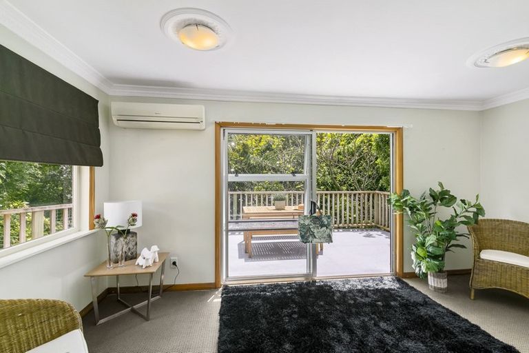 Photo of property in 4 Ngaumatau Road, Point Howard, Lower Hutt, 5013