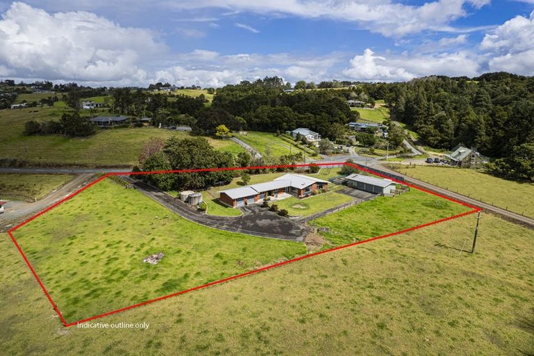 Photo of property in 82 Finlayson Road, Matarau, Whangarei, 0176