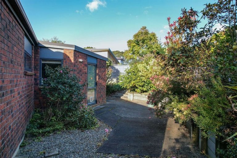 Photo of property in 206 Mazengarb Road, Paraparaumu, 5032