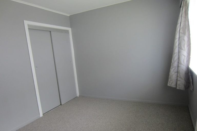 Photo of property in 2/246 Main Road, Tawa, Wellington, 5028
