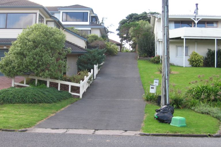 Photo of property in 2/10 Morrow Avenue, Bucklands Beach, Auckland, 2012