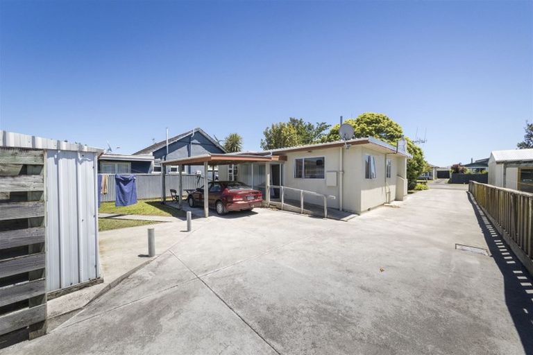 Photo of property in 142 College Street, Awapuni, Palmerston North, 4412