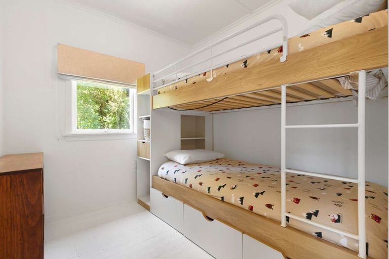 Photo of property in 19 Tombleson Road, Lake Rotoma, Rotorua, 3074