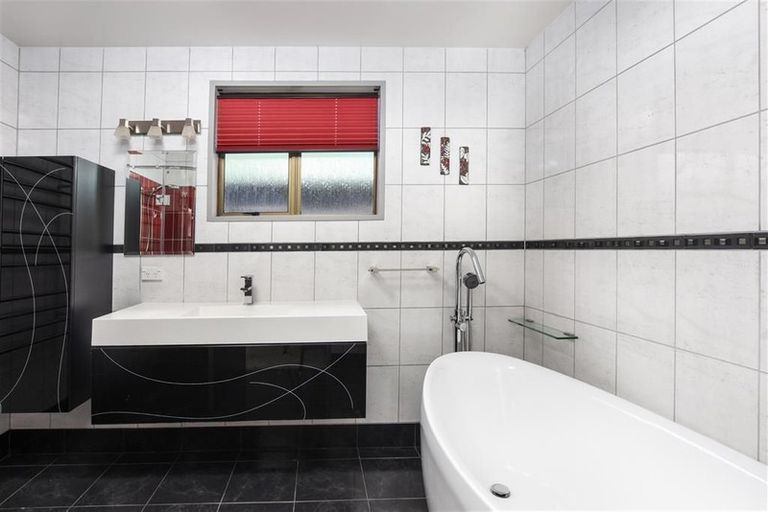 Photo of property in 452 Outram-mosgiel Road, Riverside, Outram, 9073