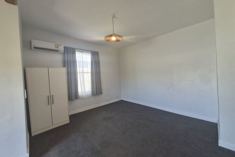 Photo of property in 94 Olliviers Road, Phillipstown, Christchurch, 8011