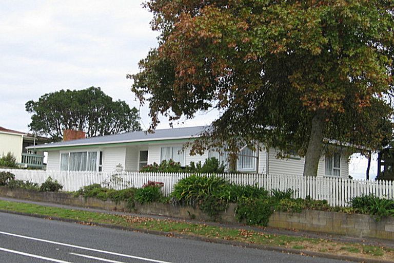 Photo of property in 157 Sandspit Road, Shelly Park, Auckland, 2014