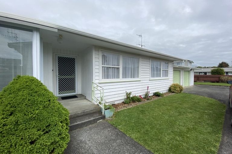 Photo of property in 20 Burn Street, Levin, 5510