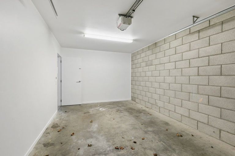 Photo of property in 83a Hill Street, Thorndon, Wellington, 6011