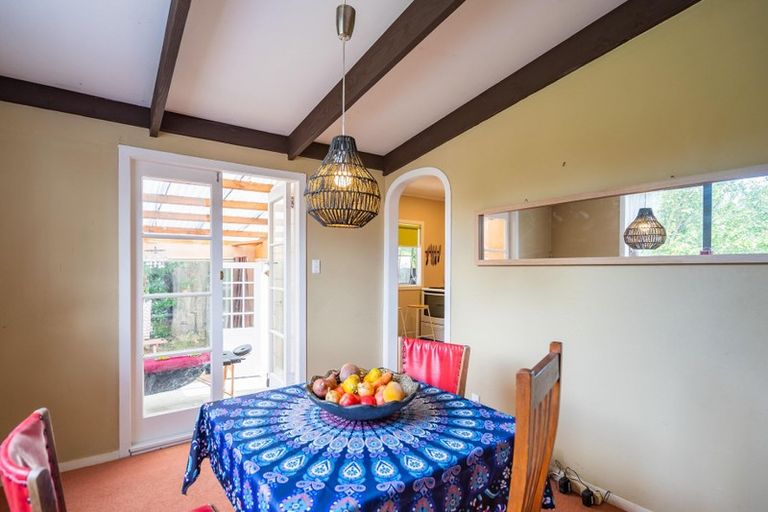 Photo of property in 19 Aorangi Road, Paraparaumu, 5032