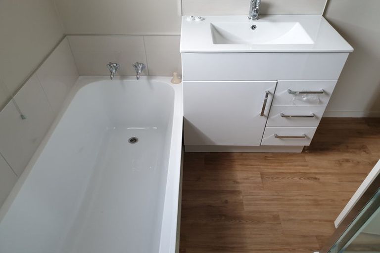 Photo of property in 27 Rosehill Place, Nawton, Hamilton, 3200