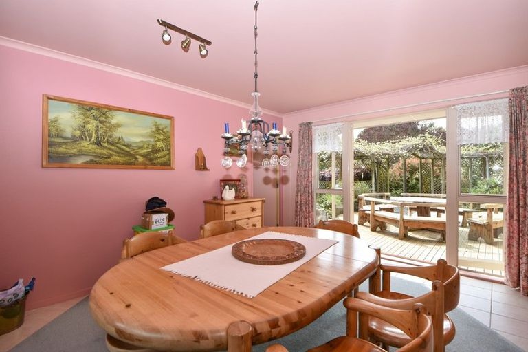 Photo of property in 265 No 1 Line, Tauwharenikau, Featherston, 5771