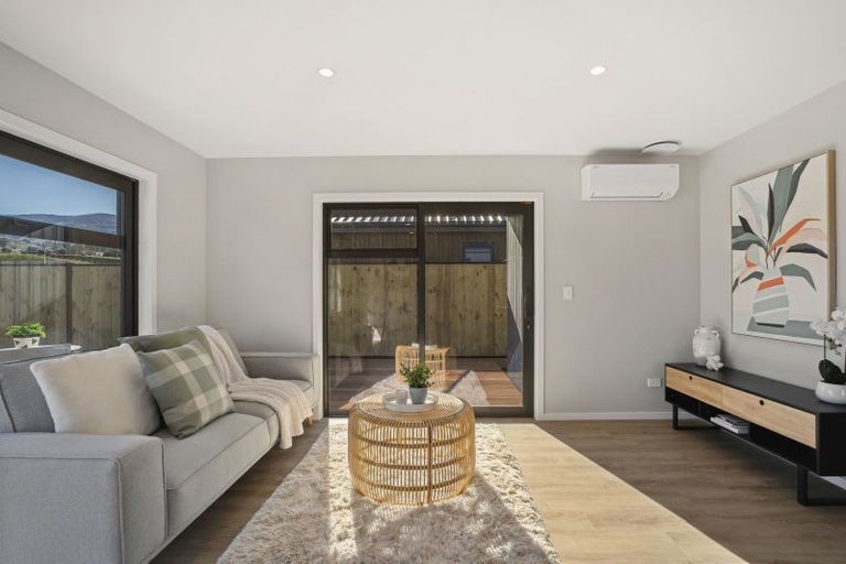 Photo of property in 1 Booth Drive, Cromwell, 9310