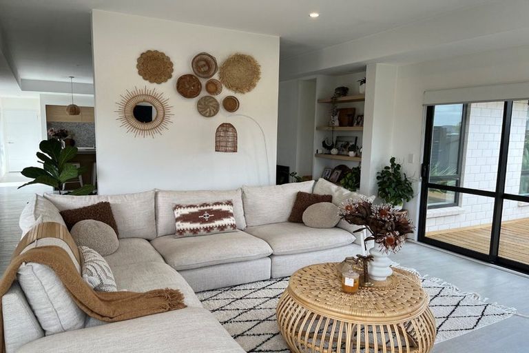 Photo of property in 39 Andesite Drive, Rolleston, 7614