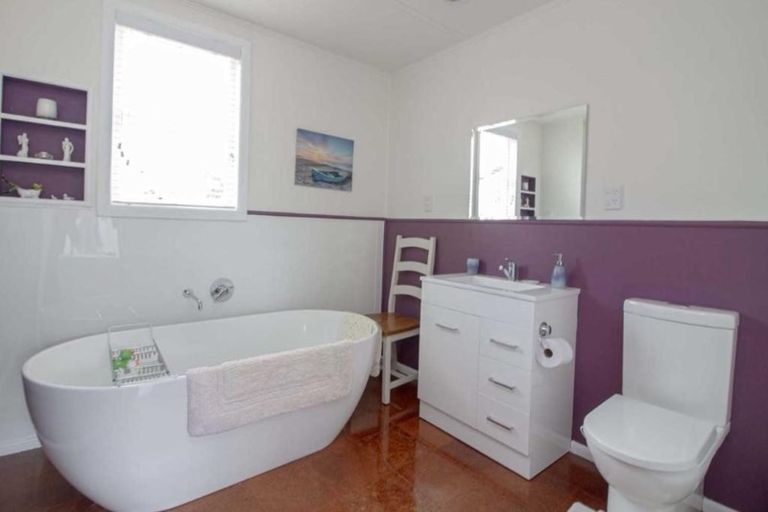 Photo of property in 72 Kenrick Street, Te Aroha, 3320