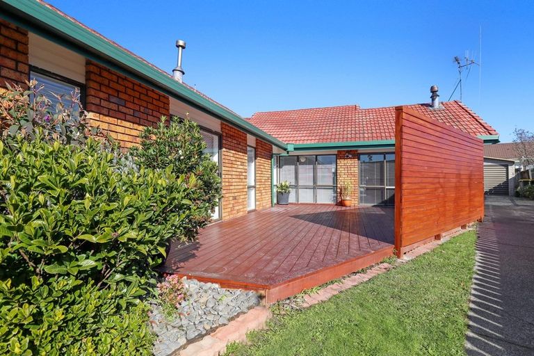 Photo of property in 42 Odlin Crescent, Nawton, Hamilton, 3200