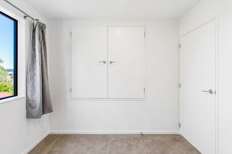 Photo of property in 9/54 Swanson Road, Henderson, Auckland, 0610