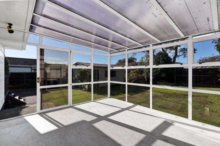 Photo of property in 12 Villa Place, Bell Block, New Plymouth, 4312