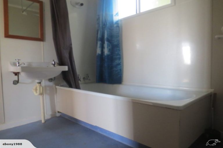 Photo of property in 1 Clementine Way, Crofton Downs, Wellington, 6035