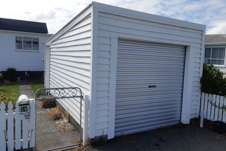 Photo of property in 16 Achilles Street, Stratford, 4332