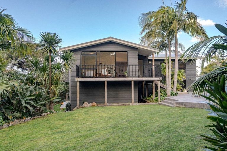 Photo of property in 88 Rangitane Loop Road, Kerikeri, 0294