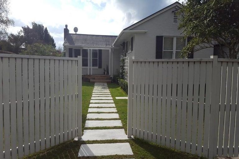 Photo of property in 110a Williams Street, Cambridge, 3434