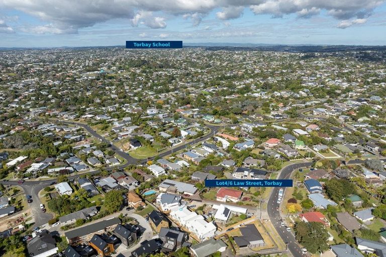Photo of property in 6d Law Street, Torbay, Auckland, 0630