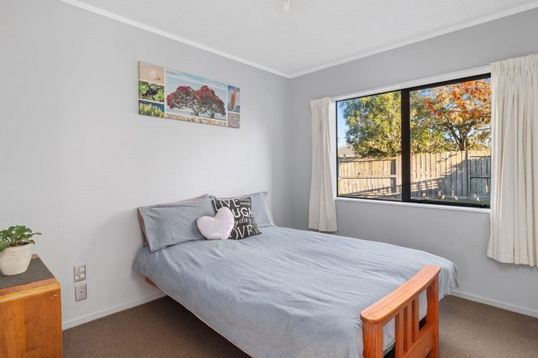 Photo of property in 15 Olympus Grove, Papamoa Beach, Papamoa, 3118