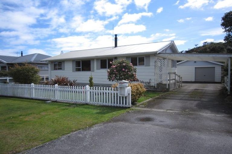 Photo of property in 79 Marsden Road, Greymouth, 7805