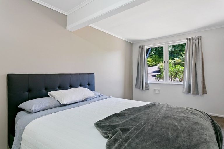 Photo of property in 43 Wakeman Road, Acacia Bay, Taupo, 3330