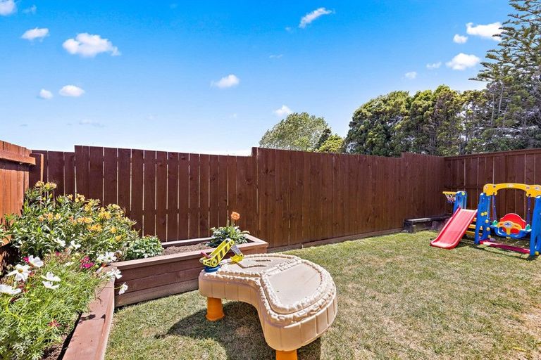 Photo of property in 13 Matakohe Road, Westgate, Auckland, 0814