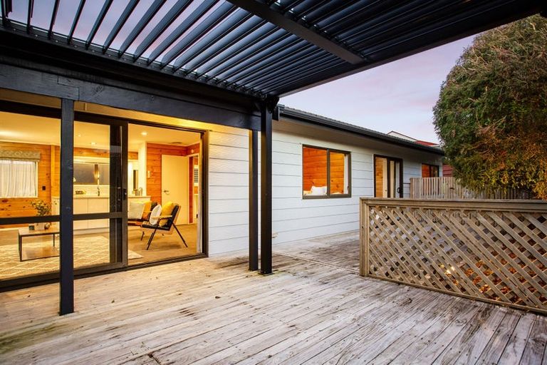 Photo of property in 37 Bodmin Terrace, Camborne, Porirua, 5026